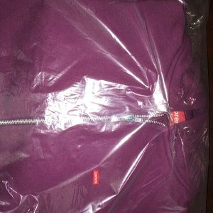 Supreme Small Box Logo Hoodie